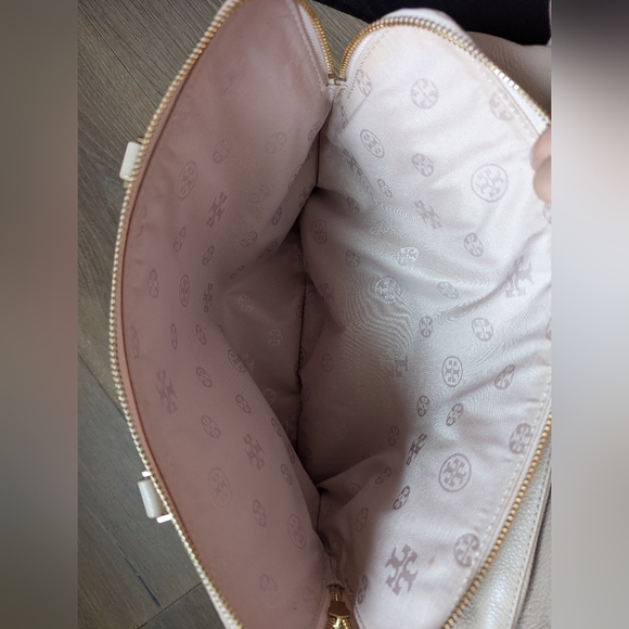 Tory Burch Light Pink Bag - Picture 6 of 13